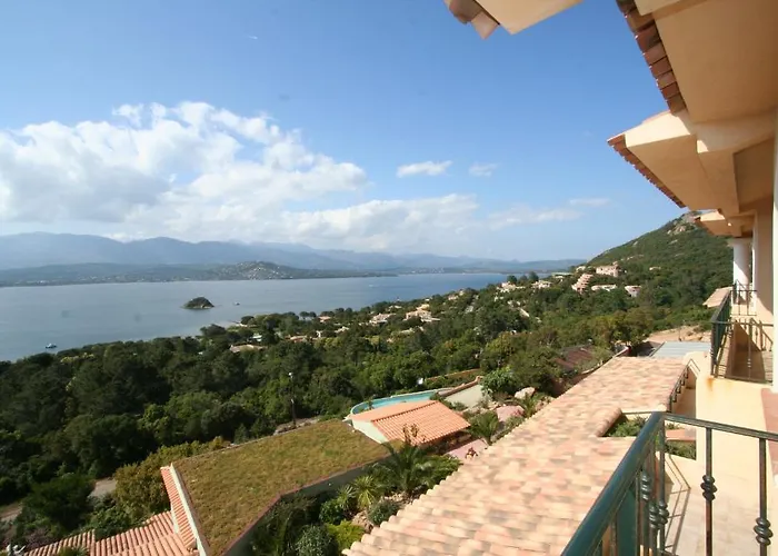 Hotel Alta Rocca 4*